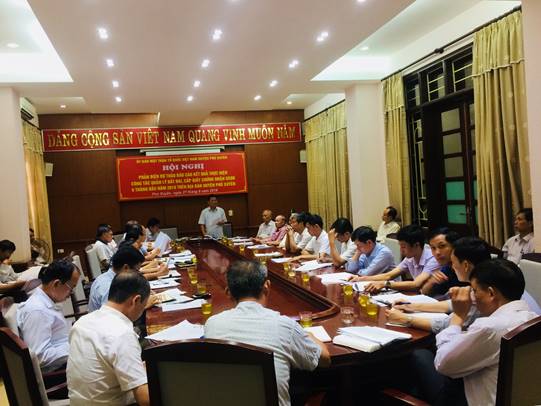 Phú Xuyên tổ chức phản biện xã hội vào dự thảo Báo cáo kết quả thực hiện công tác quản lý đất đai, cấp giấy chứng nhận quyền sử dụng đất ở 6 tháng đầu năm 2018 và Tờ trình về việc bổ sung kế hoạch sử 